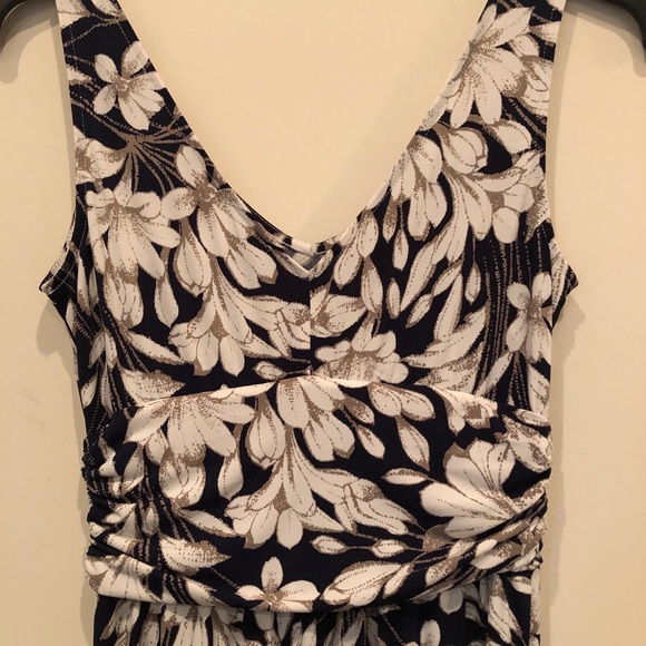 Navy floral maxi dress - Picture 2 of 3